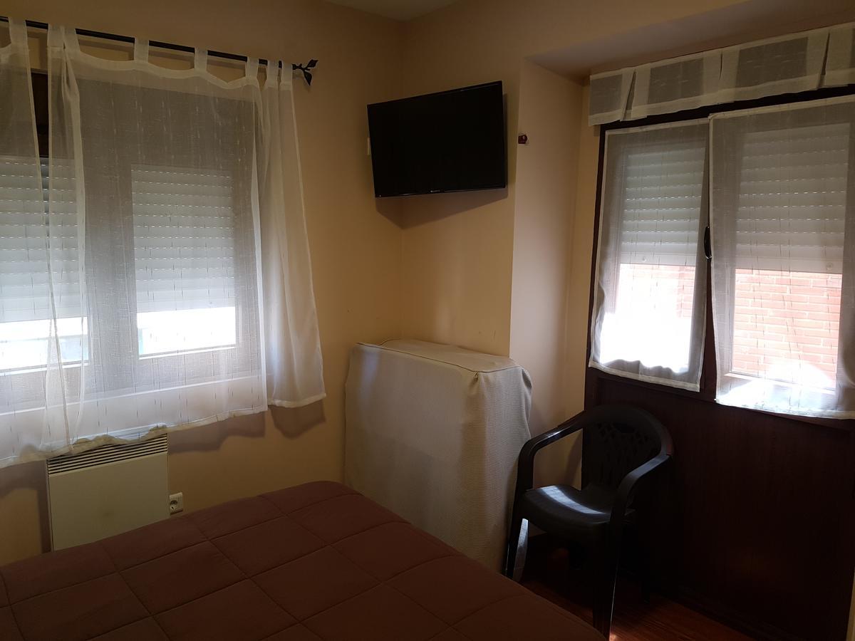 Pension Arenal San Vicente De La Barquera Exteriér fotografie